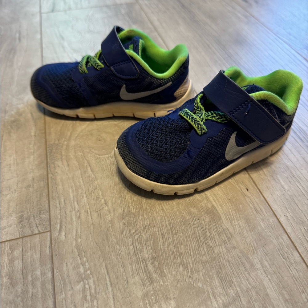 Nike Sneakers